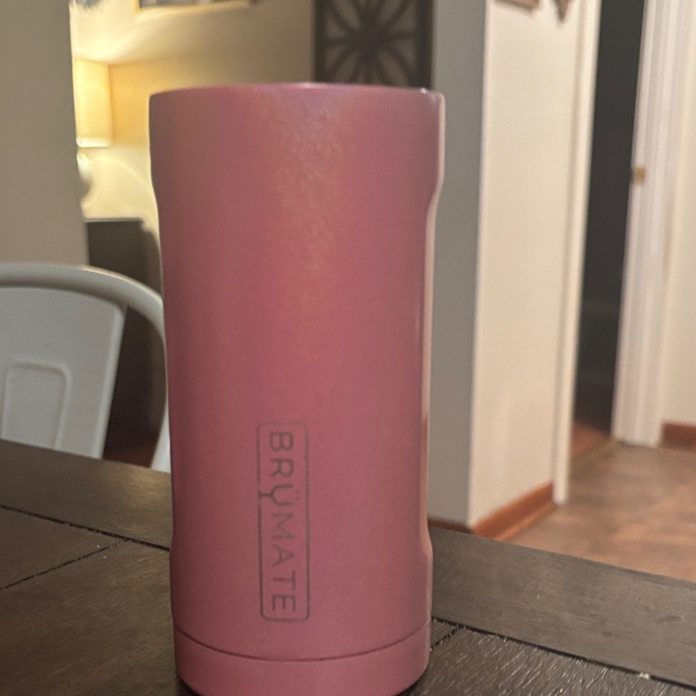 BrüMate Pink slim